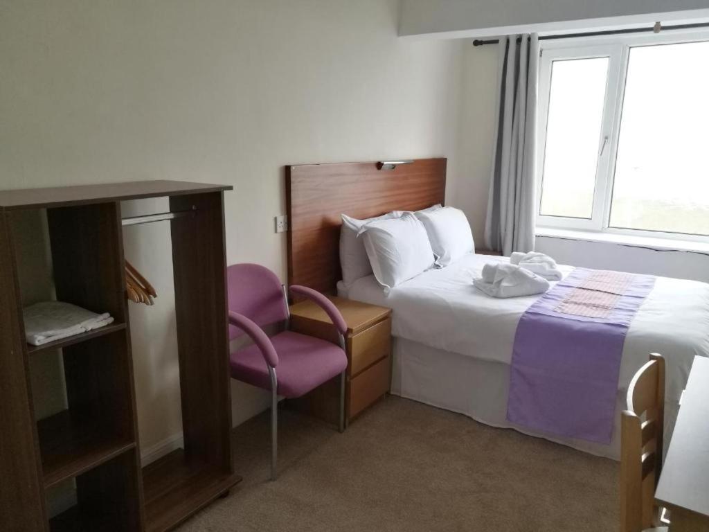 Westleigh Bed & Breakfast มอร์คัมบ์ ภายนอก รูปภาพ